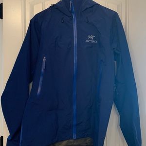 W’s Beta SL Hybrid